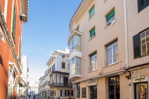 Продажа коммерческой недвижимости в Маон, Менорка, Испания 10 спален, 978м2 №24213 - фото 2