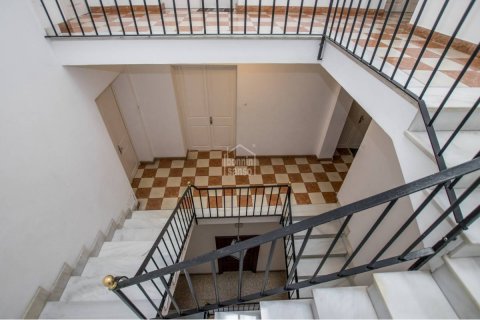 Продажа коммерческой недвижимости в Маон, Менорка, Испания 10 спален, 978м2 №24213 - фото 11