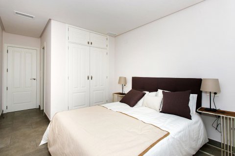 Продажа квартиры в Санта-Пола, Аликанте, Испания 3 спальни, 73м2 №37955 - фото 10