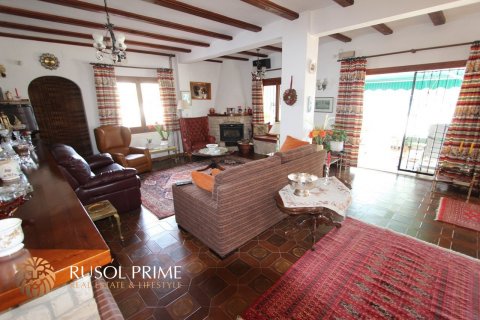 Продажа виллы Кальпе, Аликанте, Испания 4 спальни, 341м2 №39398 - фото 2