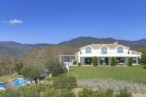 Продажа виллы Бенахавис, Малага, Испания 5 спален, 682м2 №38510 - фото 1