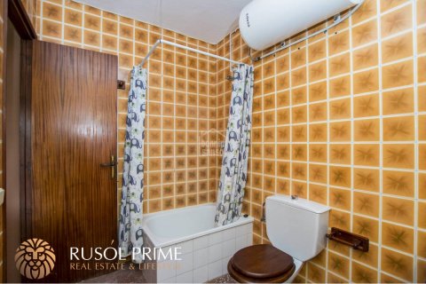 Продажа квартиры в Эс-Меркадаль, Менорка, Испания 2 спальни, 124м2 №39060 - фото 4