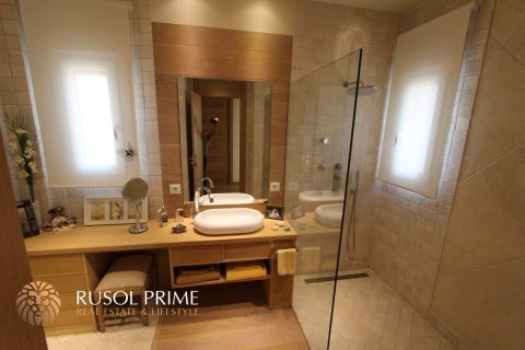 Продажа виллы Бенидорм, Аликанте, Испания 6 спален, 1000м2 №39543 - фото 16