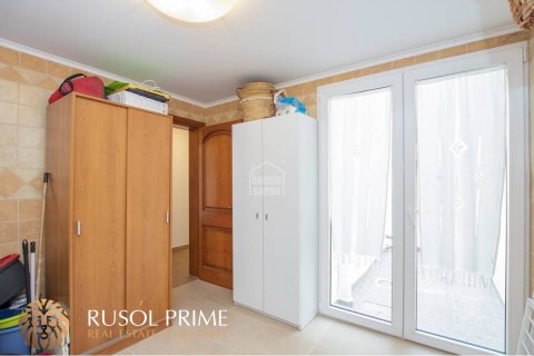 Продажа виллы в Эс Кастель, Менорка, Испания 4 спальни, 211м2 №39077 - фото 4