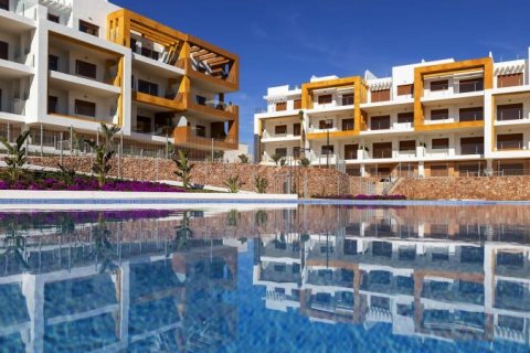 Продажа квартиры в Вилламартин, Аликанте, Испания 2 спальни, 100м2 №44686 - фото 2
