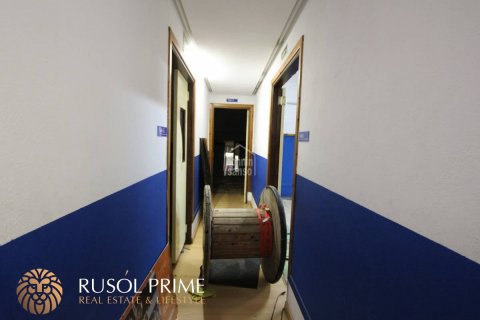 Продажа коммерческой недвижимости в Сьютаделья-де-Менорка, Менорка, Испания 492м2 №47104 - фото 13
