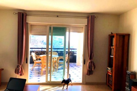 Продажа квартиры Бенидорм, Аликанте, Испания 3 спальни, 132м2 №42623 - фото 7