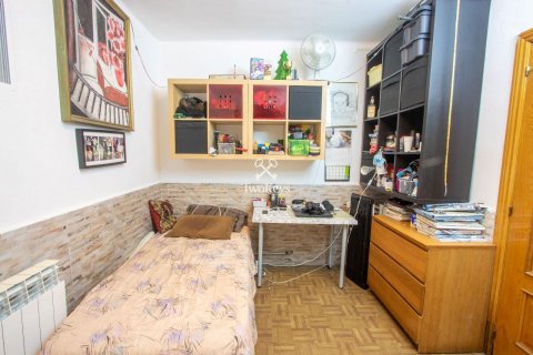 Продажа квартиры в Барселона, Испания 5 спален, 120м2 №40997 - фото 26