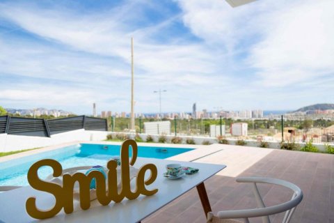 Продажа виллы Бенидорм, Аликанте, Испания 3 спальни, 409м2 №43046 - фото 2