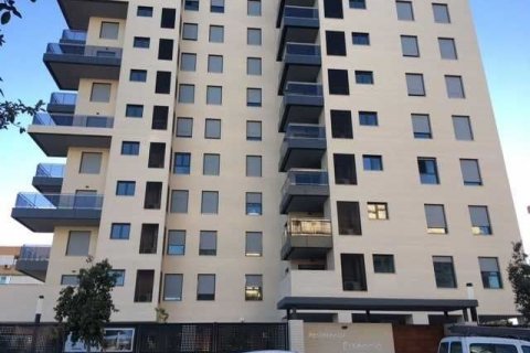 Продажа квартиры Аликанте, Испания 4 спальни, 116м2 №45968 - фото 2