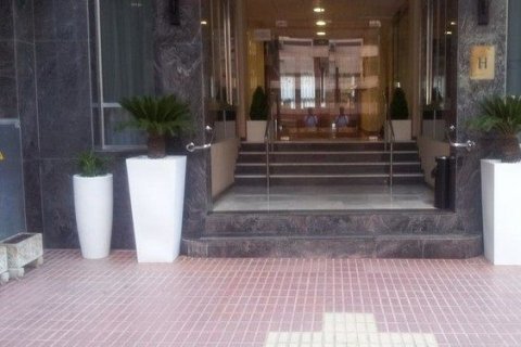 Продажа отеля Бенидорм, Аликанте, Испания 44 спальни,  №44858 - фото 2