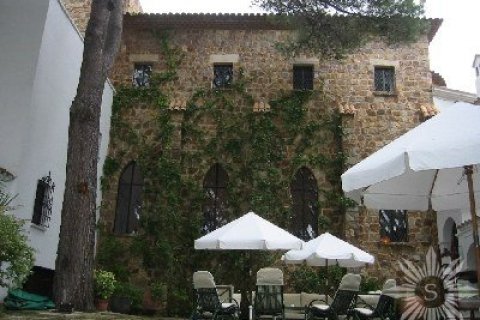 Продажа замков и поместий в Мурсия, Испания 10 спален, 900м2 №41395 - фото 1