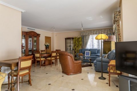 Продажа виллы Аликанте, Испания 5 спален, 485м2 №41912 - фото 6