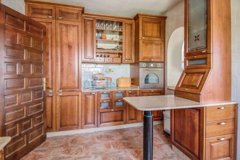 Продажа виллы в Альфас-дель-Пи, Аликанте, Испания 5 спален, 320м2 №43781 - фото 8