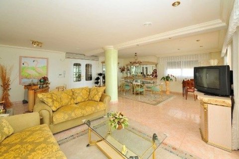 Продажа квартиры в Кальпе, Аликанте, Испания 3 спальни, 270м2 №44895 - фото 4