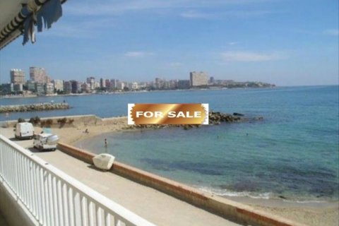 Продажа квартиры в Аликанте, Испания 3 спальни, 120м2 №45183 - фото 1