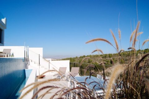 Продажа таухауса в Санта-Пола, Аликанте, Испания 3 спальни, 128м2 №42496 - фото 6