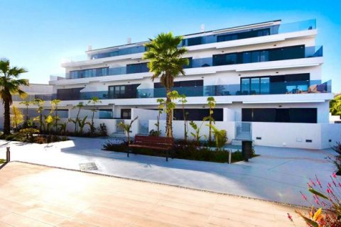 Продажа квартиры в Финестрат, Аликанте, Испания 2 спальни, 104м2 №42837 - фото 1