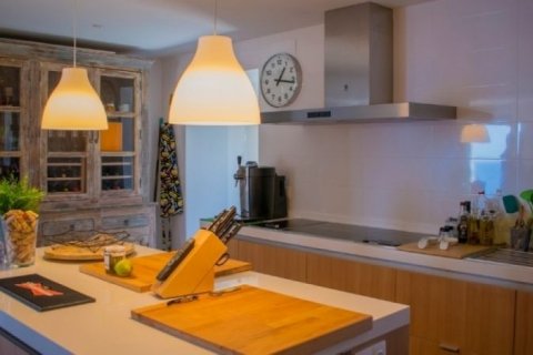 Продажа виллы в Кальпе, Аликанте, Испания 3 спальни, 300м2 №45663 - фото 8