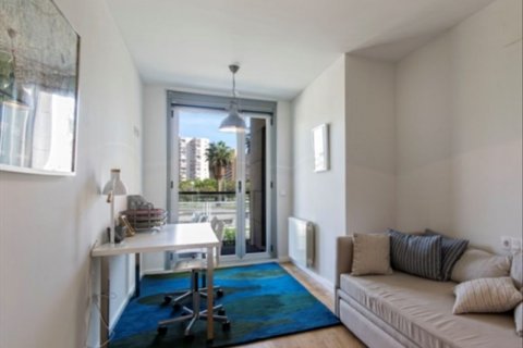 Продажа квартиры Аликанте, Испания 2 спальни, 82м2 №45987 - фото 7