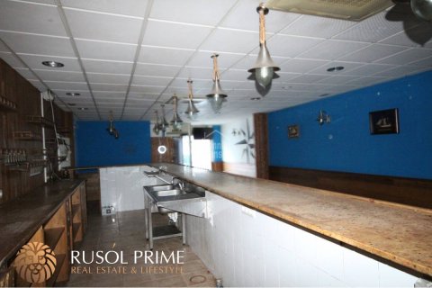 Продажа бара Сьютаделья-де-Менорка, Менорка, Испания 271м2 №47058 - фото 4
