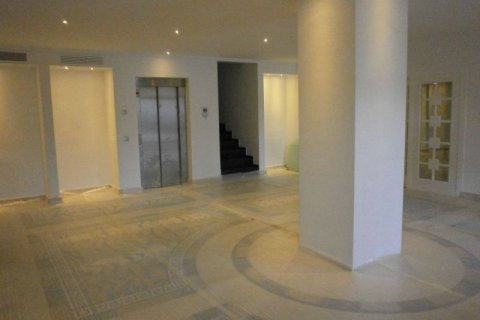 Продажа виллы Аликанте, Испания 15 спален, 1.7м2 №44250 - фото 9