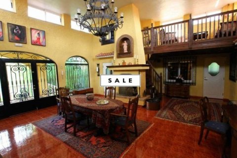 Продажа отеля Альфас-дель-Пи, Аликанте, Испания 10 спален, 900м2 №45766 - фото 6