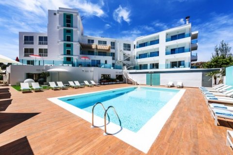 Продажа отеля Санта-Понса, Майорка, Испания 49 спален,  №43635 - фото 2
