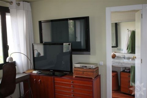 Продажа виллы Барселона, Испания 3 спальни, 128м2 №41458 - фото 7