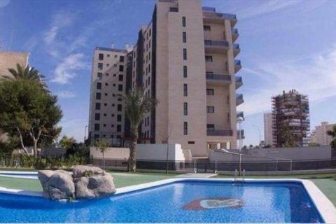 Продажа квартиры в Аликанте, Испания 2 спальни, 90м2 №46120 - фото 1