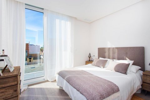 Продажа дома в Аликанте, Испания 3 спальни, 100м2 №47851 - фото 25