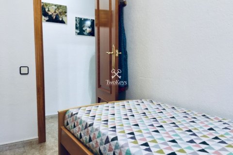 Продажа квартиры в Бадалона, Барселона, Испания 3 спальни, 76м2 №48029 - фото 19