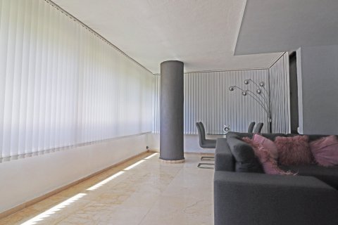 Продажа квартиры в Бенидорм, Аликанте, Испания 2 спальни,  №50709 - фото 11