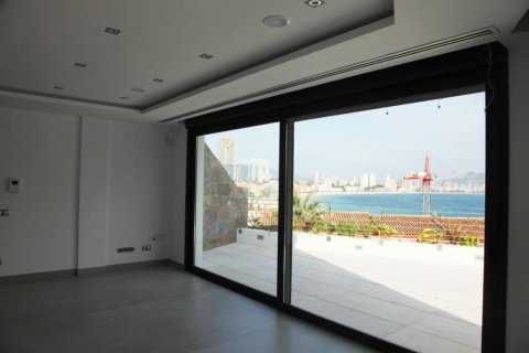 Продажа квартиры Бенидорм, Аликанте, Испания 3 спальни, 150м2 №50312 - фото 3