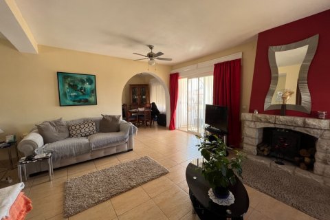Продажа дома в Л'Альфас дель Пи, Аликанте, Испания 2 спальни, 900м2 №50704 - фото 7