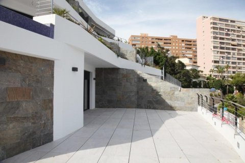 Продажа квартиры Бенидорм, Аликанте, Испания 3 спальни, 150м2 №50312 - фото 13