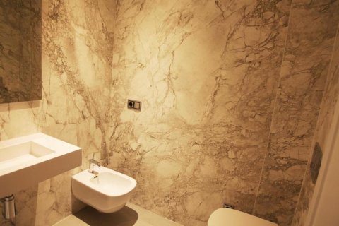 Продажа квартиры Бенидорм, Аликанте, Испания 3 спальни, 150м2 №50312 - фото 7