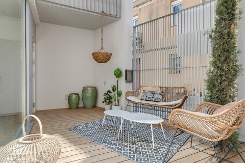 Продажа квартиры в Барселона, Испания 2 спальни, 154м2 №49804 - фото 2
