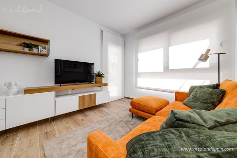 Продажа квартиры в Вилламартин, Аликанте, Испания 2 спальни, 73м2 №46821 - фото 2
