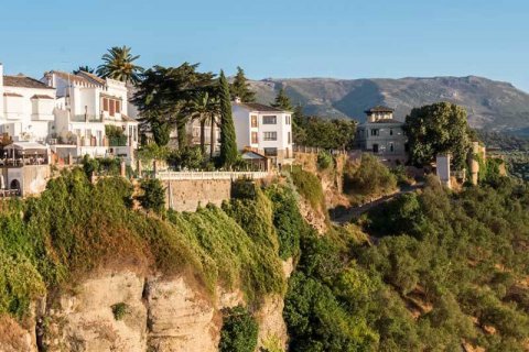Крупнейшее количество продаж недвижимости в Испании пришлось на провинции Малага, Аликанте и Альмерия
