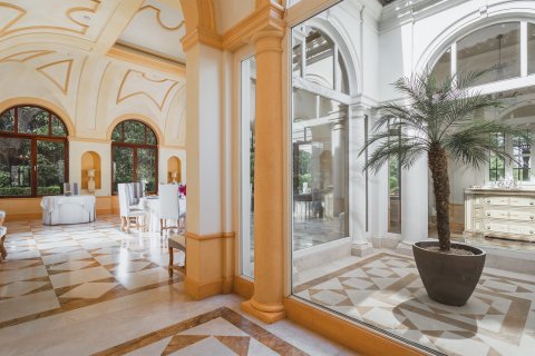 Продажа дома Сотогранде, Кадис, Испания 10 спален, 2208м2 №53516 - фото 9