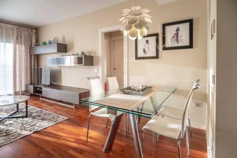 Аренда квартиры Таррагона, Испания 3 спальни, 85м2 №53622 - фото 1