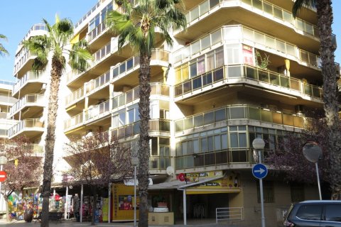 Продажа квартиры в Салоу, Таррагона, Испания 3 спальни, 103м2 №53629 - фото 1