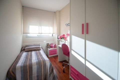 Аренда квартиры Таррагона, Испания 3 спальни, 85м2 №53622 - фото 23