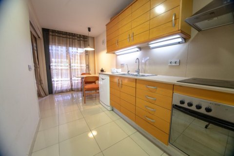 Продажа квартиры в Салоу, Таррагона, Испания 3 спальни, 115м2 №53617 - фото 28