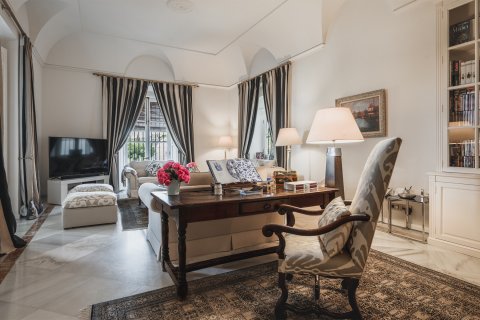 Продажа дома Сотогранде, Кадис, Испания 10 спален, 2208м2 №53516 - фото 14