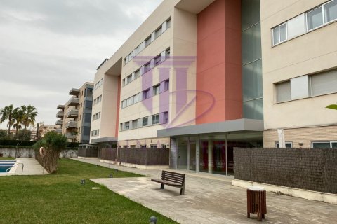 Продажа квартиры в Салоу, Таррагона, Испания 2 спальни, 90м2 №53631 - фото 5