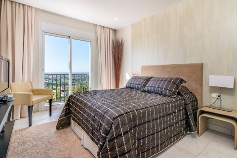 Продажа пентхауса Бенахавис, Малага, Испания 3 спальни, 190м2 №53524 - фото 25