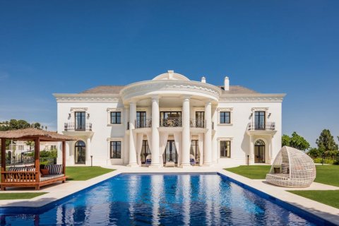 Продажа виллы Асиенда Лас Чапас, Малага, Испания 7 спален, 1190м2 №53469 - фото 1