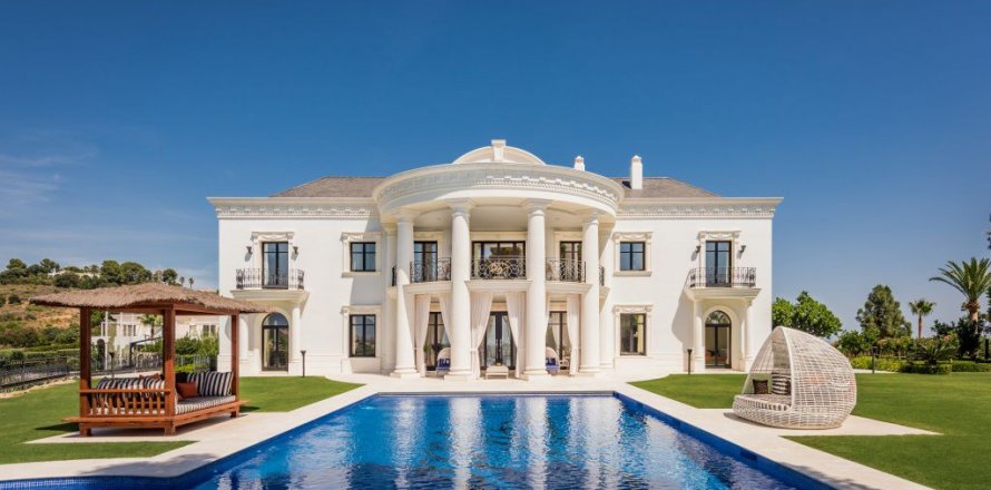 Вилла Асиенда Лас Чапас, Малага, Испания 7 спален, 1190м2 №53469